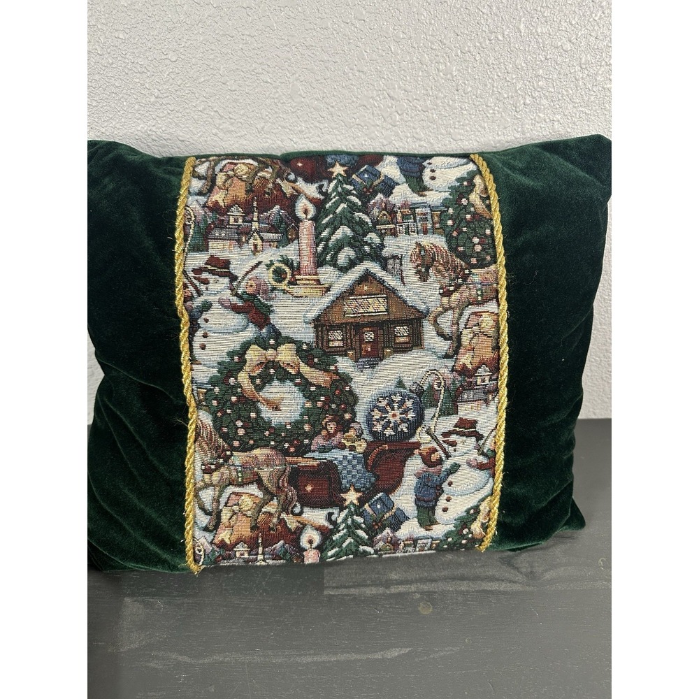 Green Velveteen Christmas Holiday Winter Pillow‎ (14"x12")